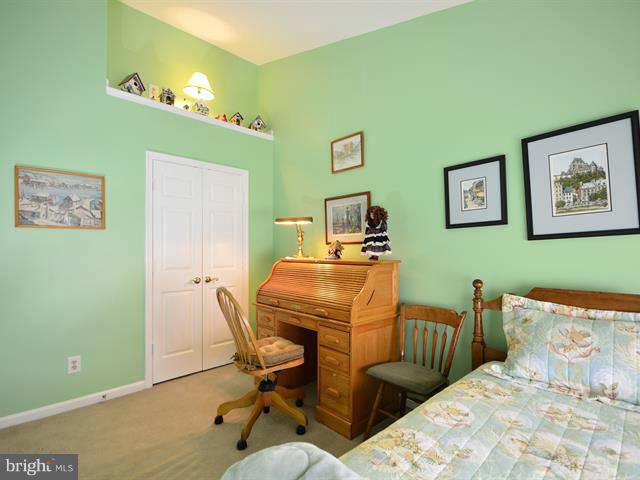 540 Tschiffely Square Road Gaithersburg, MD 20878 - Photo 15 of 24 Bedroom