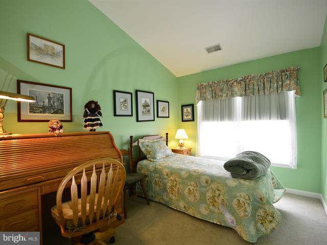 540 Tschiffely Square Road Gaithersburg, MD 20878 - Photo 16 of 24 Bedroom