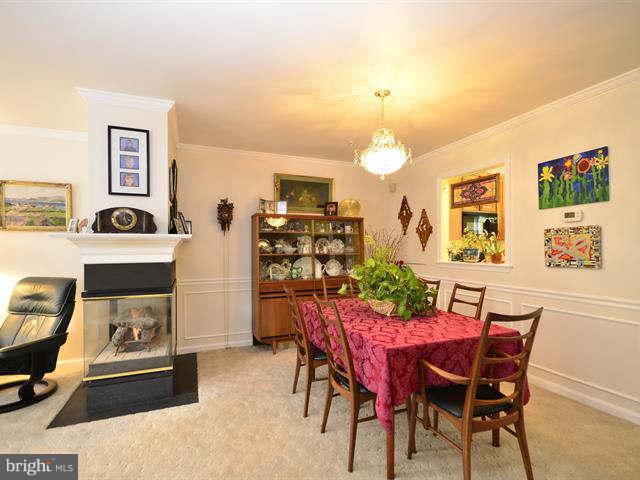 540 Tschiffely Square Road Gaithersburg, MD 20878 - Photo 9 of 24 Dining Room