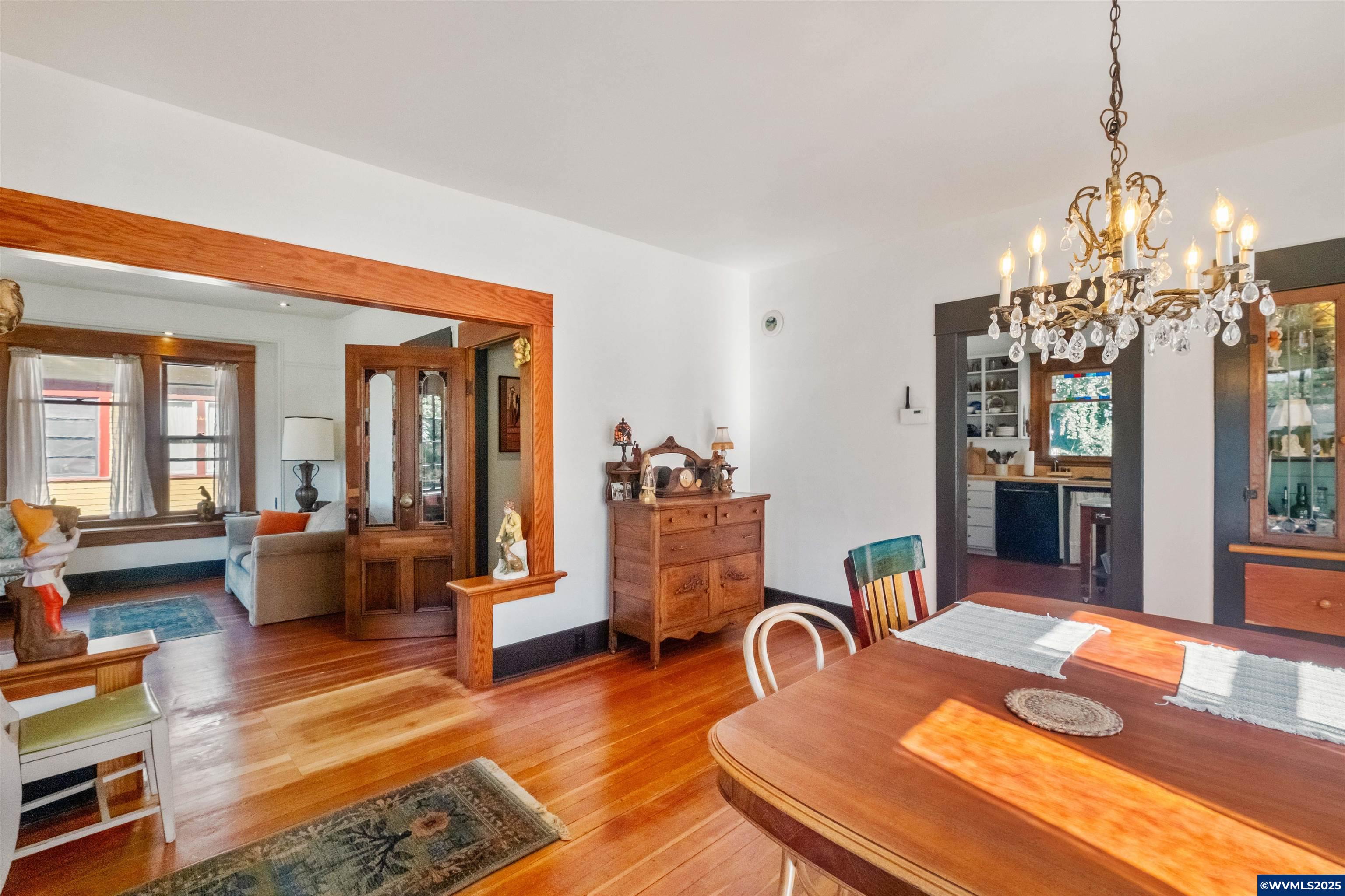 813 Southwest 10th Avenue Albany, OR 97321 - Photo 5 of 50 Gallery Image 5