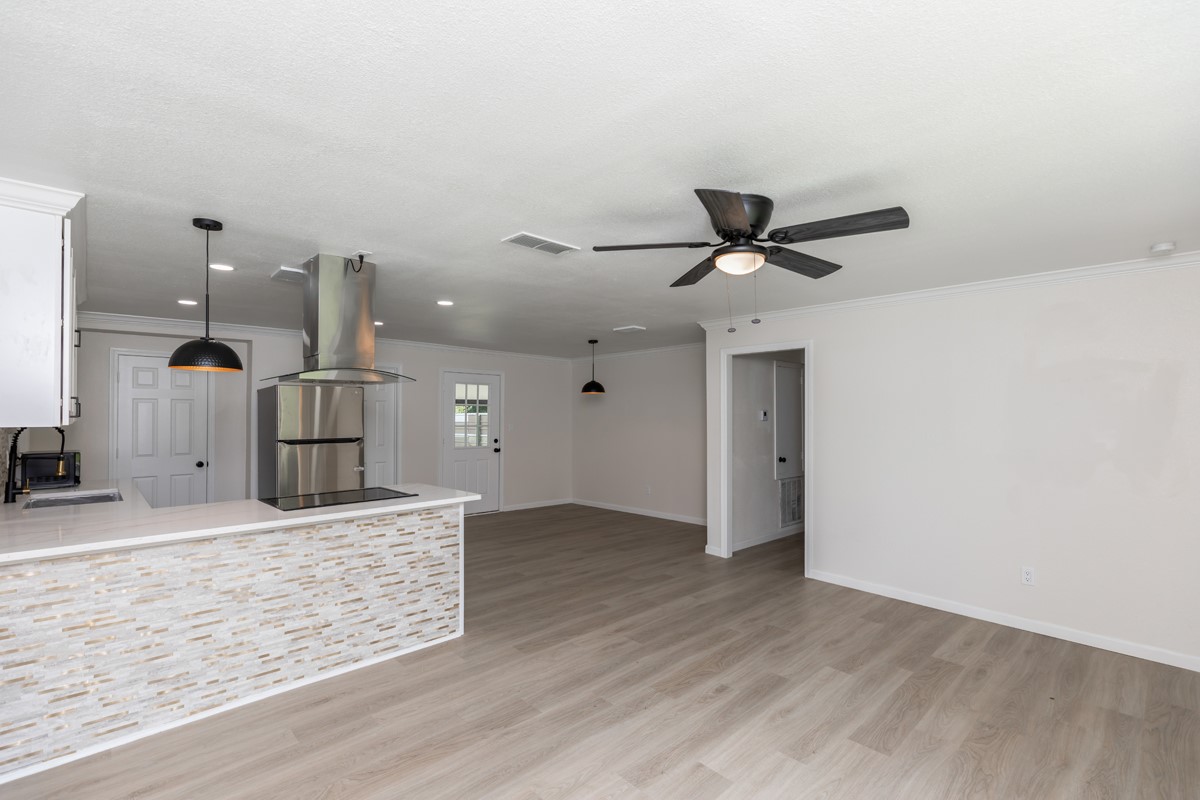 5260 Landry Lane Beaumont, TX 77708 - Photo 4 of 25 a view of kitchen with sink and refrigerator