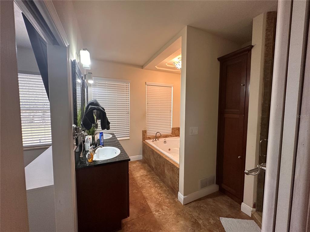 5657 Oceanic Road Holiday, FL 34690 - Photo 16 of 32