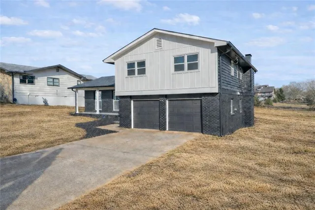 $290,000 | 5240 Omalley Lane, Stone Mountain, GA 30088