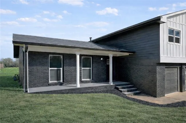 $290,000 | 5240 Omalley Lane, Stone Mountain, GA 30088