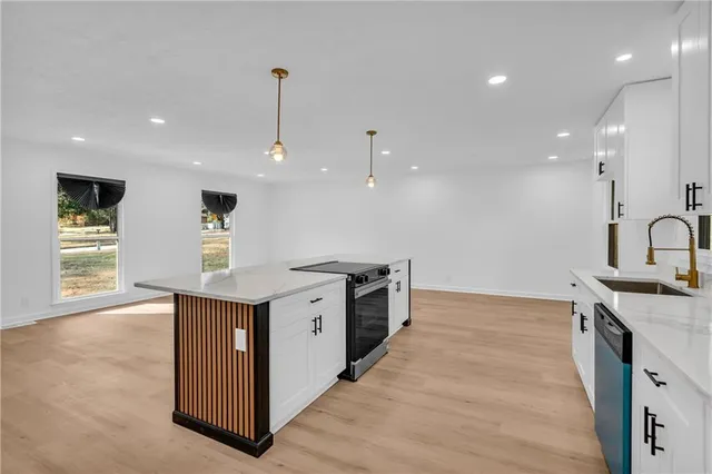 $290,000 | 5240 Omalley Lane, Stone Mountain, GA 30088