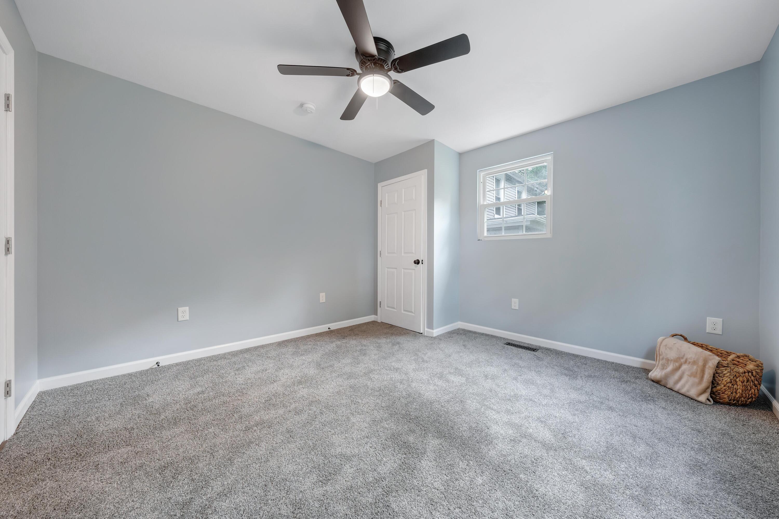 607 Rutherford Avenue Northwest Roanoke, VA 24016 - Photo 17 of 30 IMG_1418