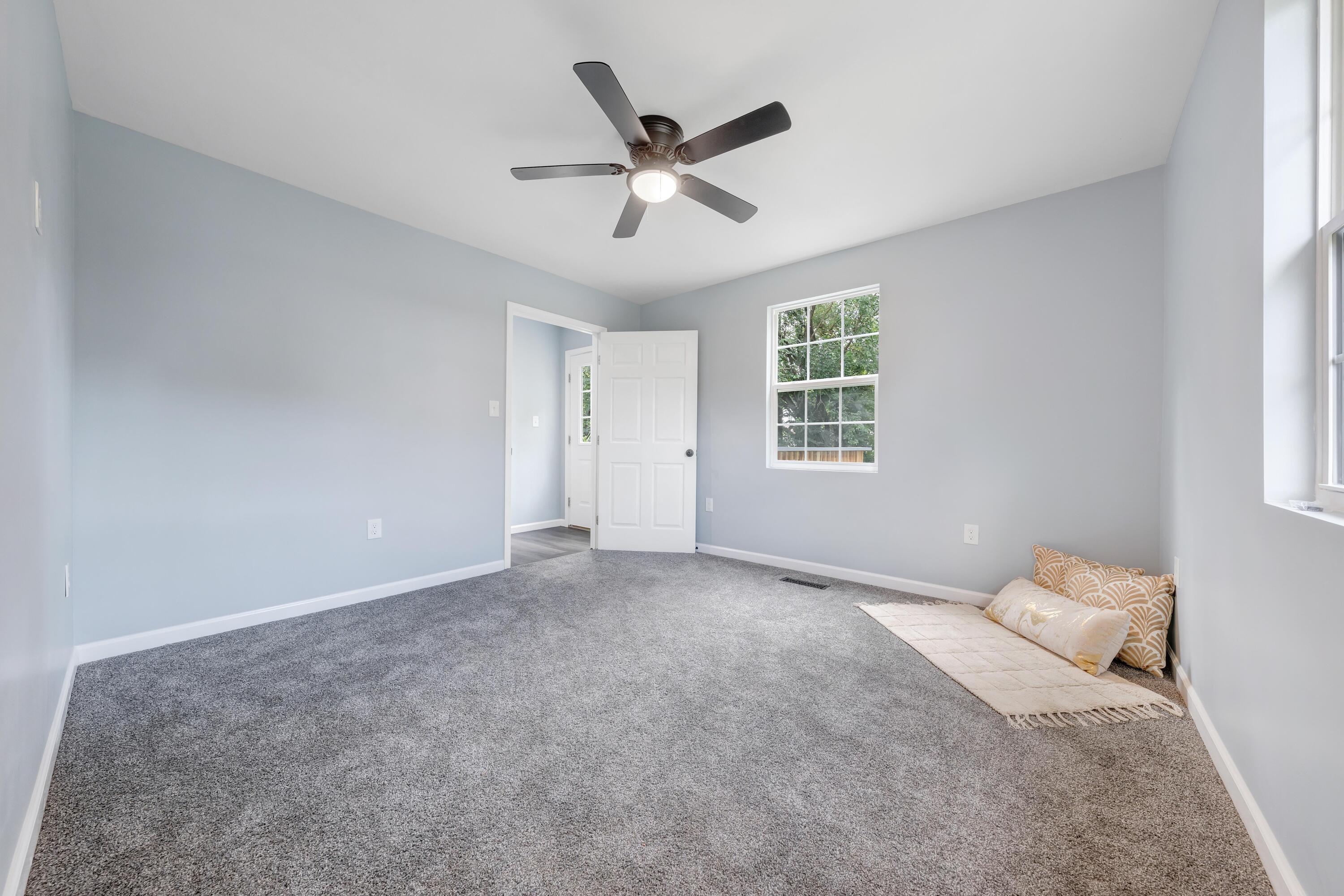 607 Rutherford Avenue Northwest Roanoke, VA 24016 - Photo 20 of 30 IMG_1423