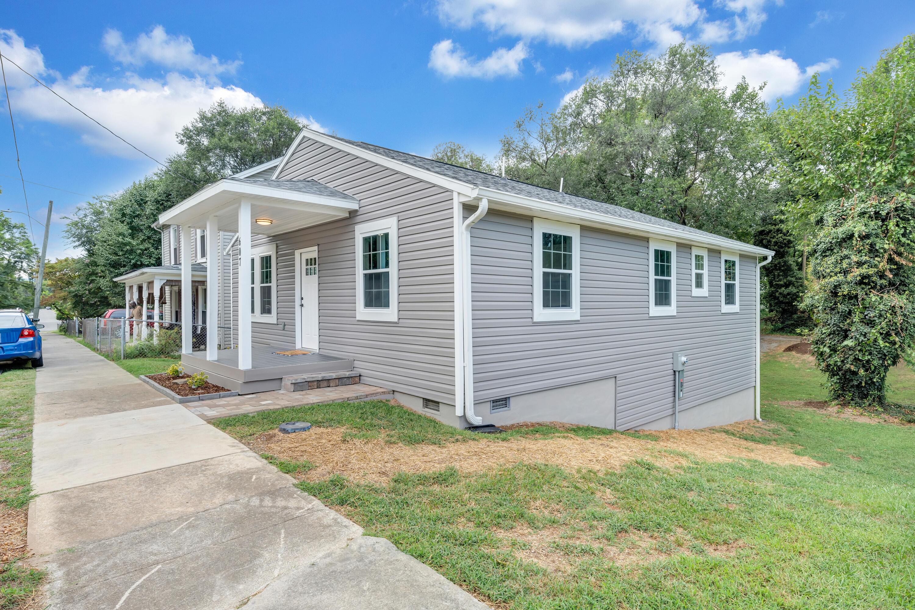 607 Rutherford Avenue Northwest Roanoke, VA 24016 - Photo 25 of 30 IMG_1429