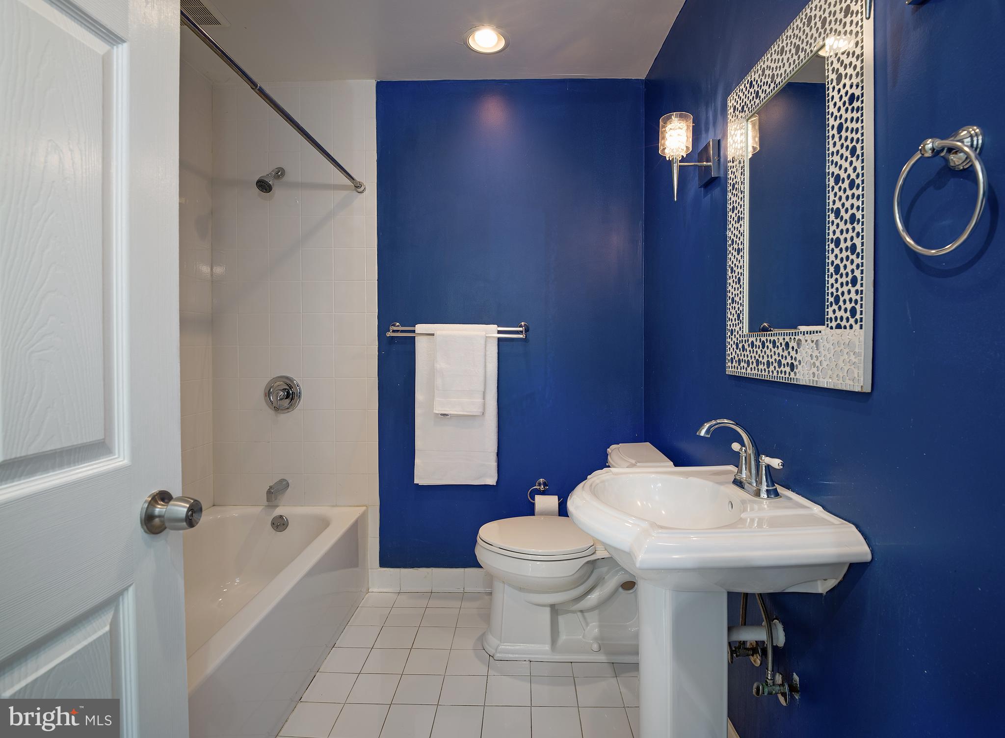 136 Biddulph Road Wayne, PA 19087 - Photo 26 of 35 Bathroom