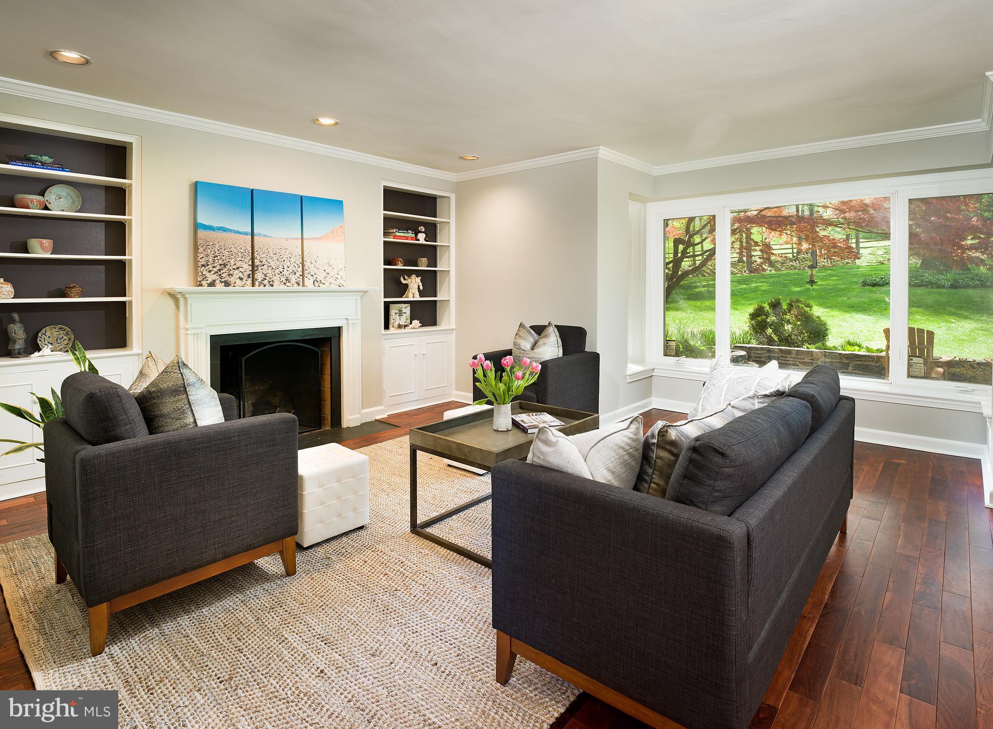 136 Biddulph Road Wayne, PA 19087 - Photo 5 of 35 Living Room