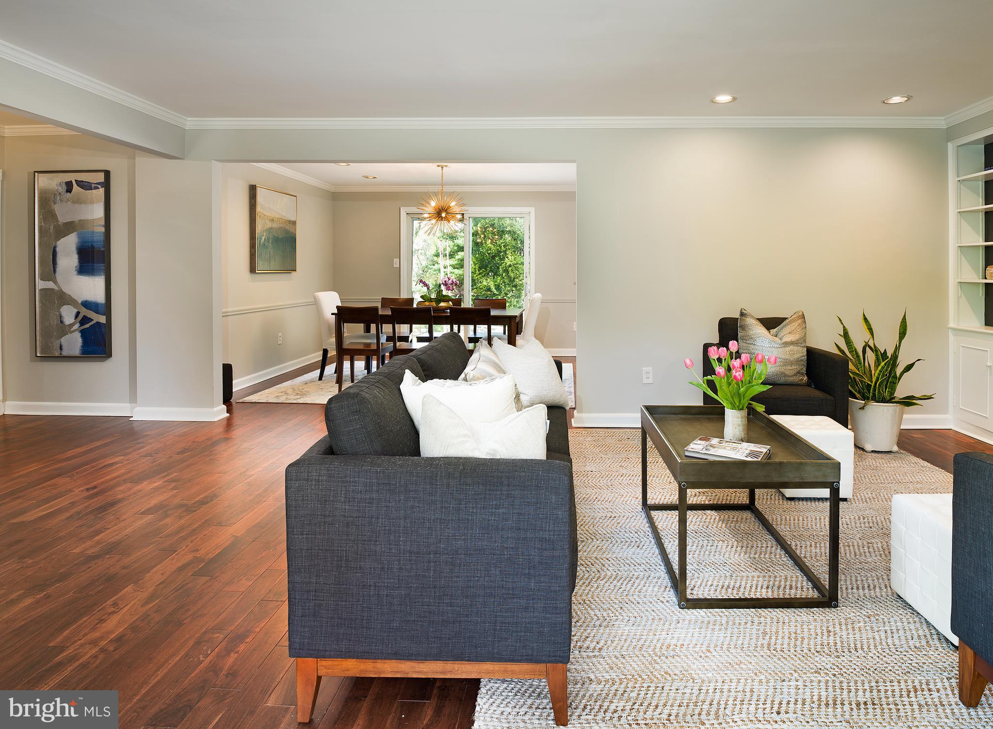 136 Biddulph Road Wayne, PA 19087 - Photo 6 of 35 Living Room