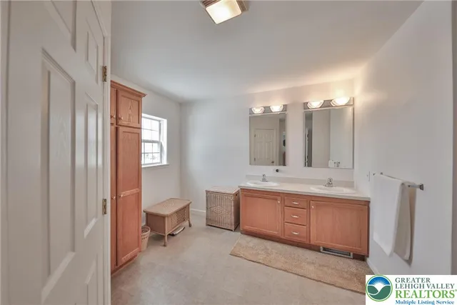 $225,000 | 742 Biltmore Avenue, Easton, PA 18040