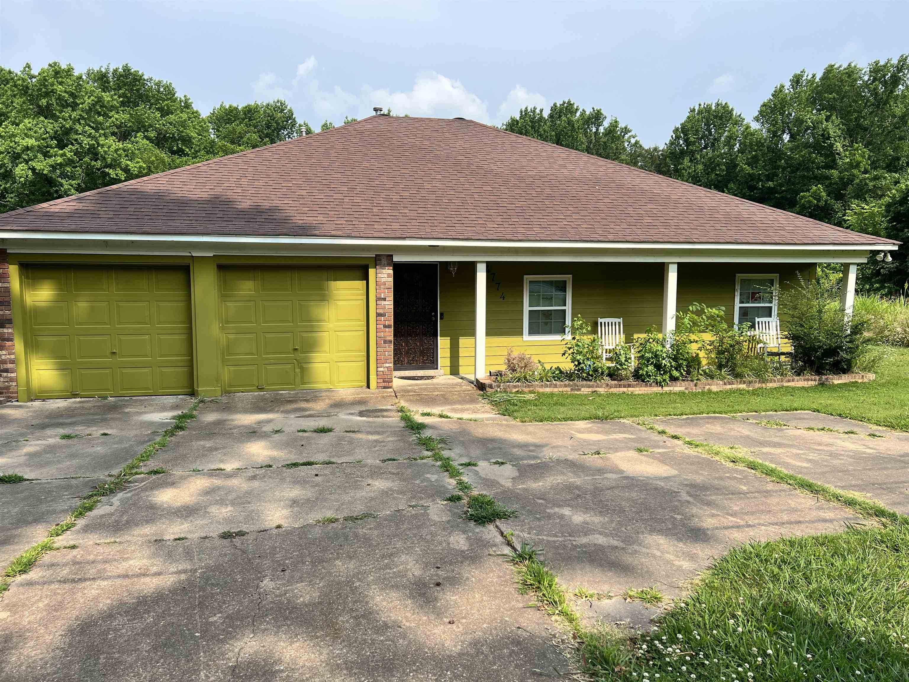 4774 Dodd Road Memphis, TN 38109 - Photo 1 of 18 Gallery Image 1
