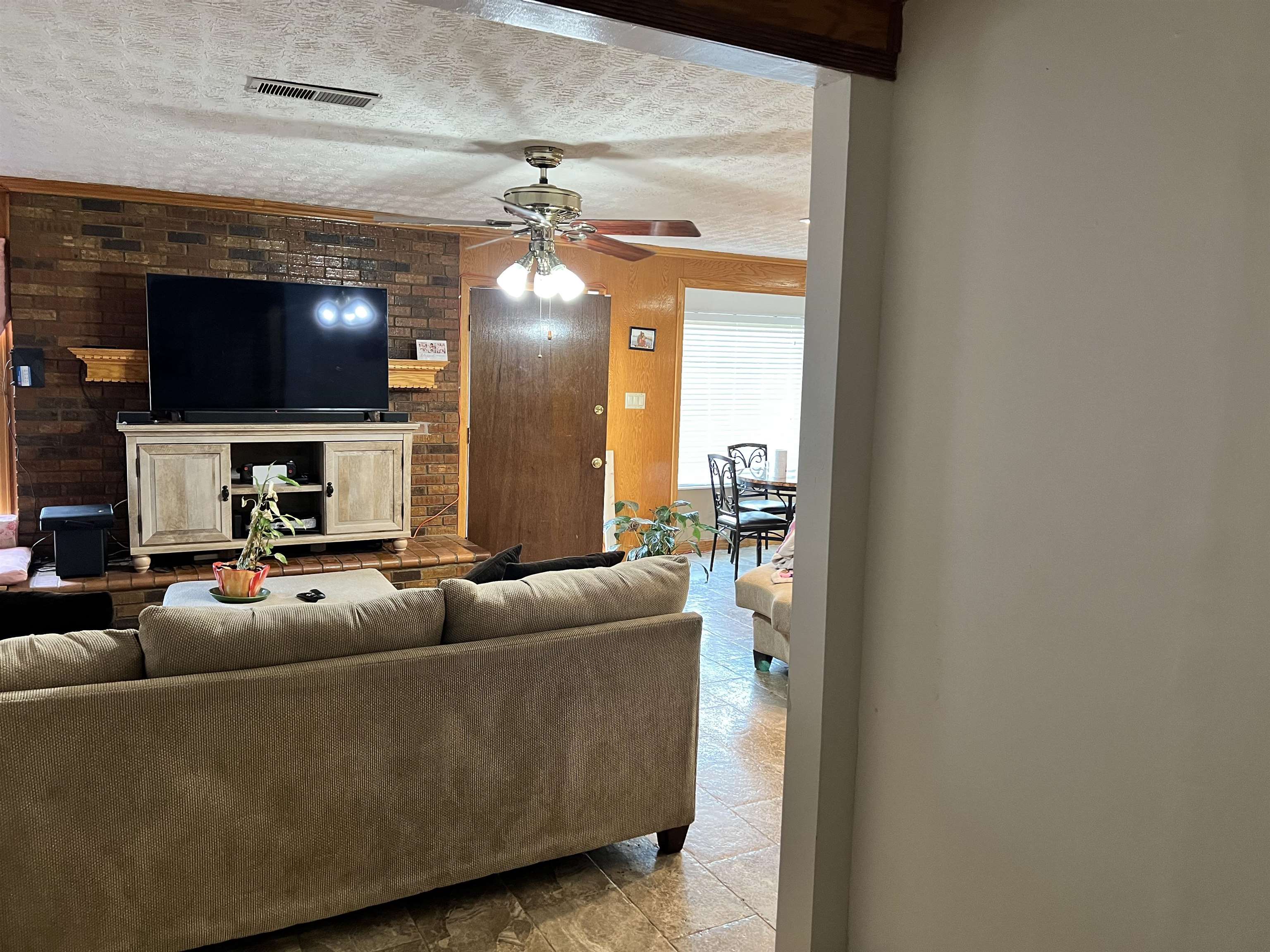 4774 Dodd Road Memphis, TN 38109 - Photo 10 of 18 Gallery Image 10