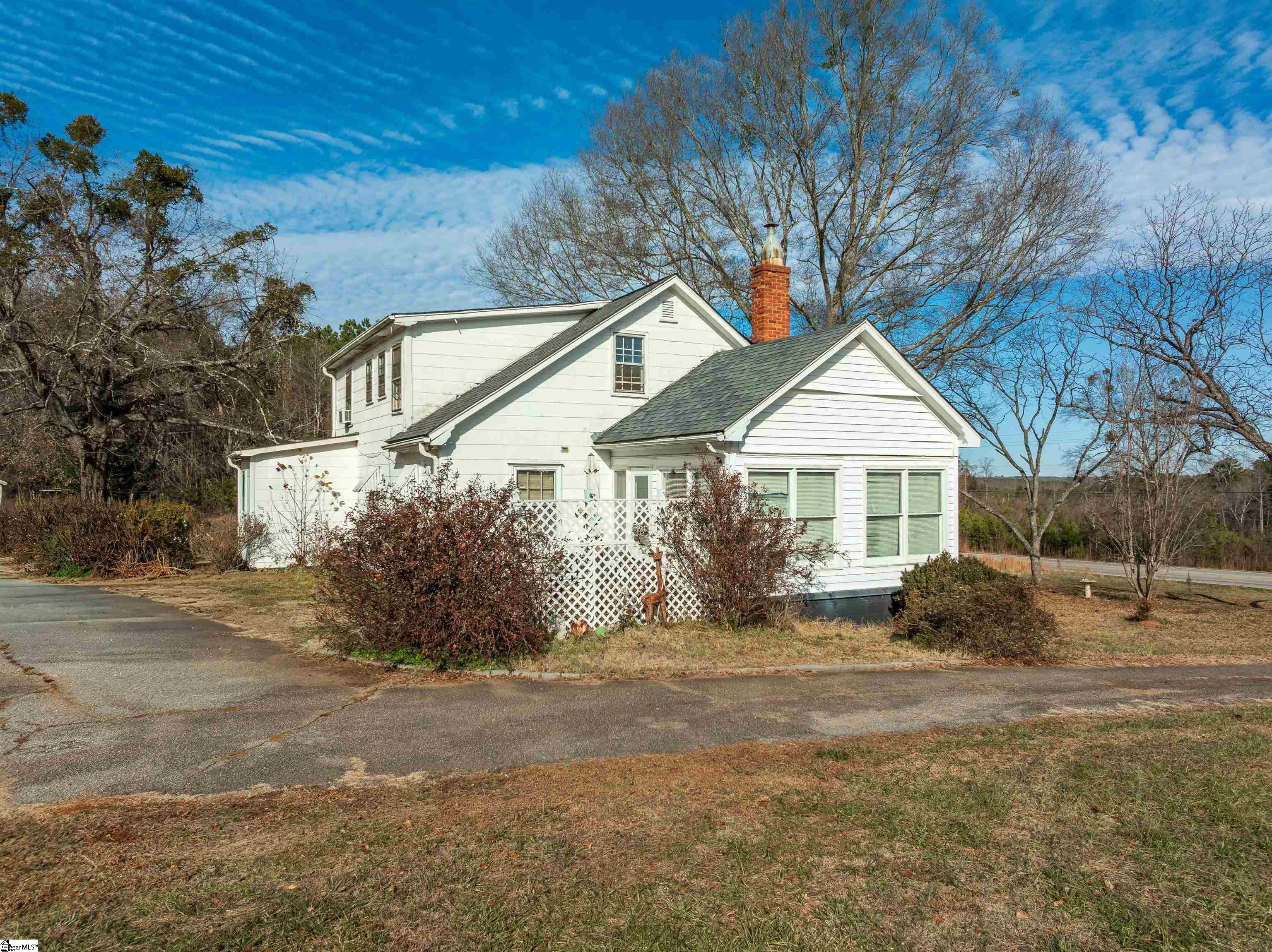 1741 Rainbow Lake Road Chesnee, SC 29323 - Photo 5 of 36