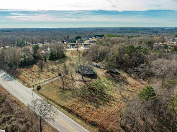 $549,950 | 1741 Rainbow Lake Road, Chesnee, SC 29323