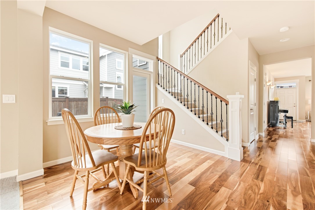 808 Mount Baker Place Northeast Renton, WA 98059 - Photo 13 of 27 Gallery Image 13