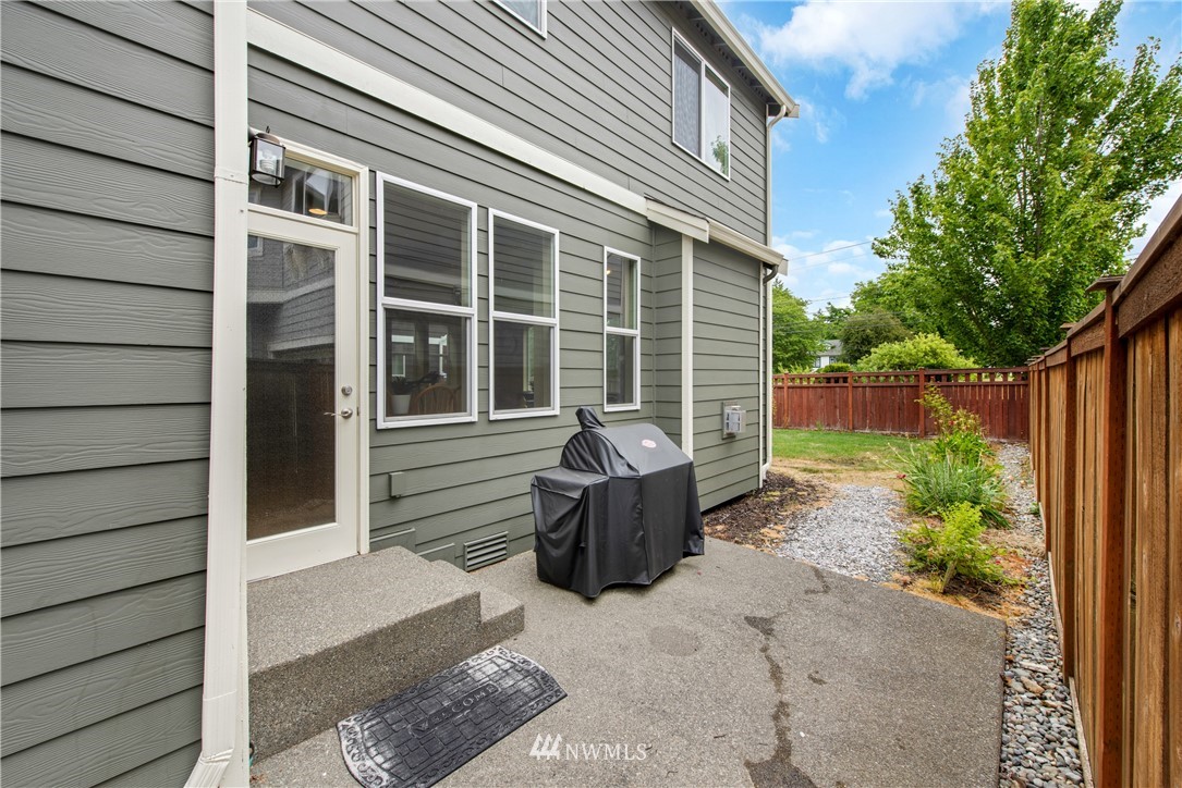 808 Mount Baker Place Northeast Renton, WA 98059 - Photo 24 of 27 Gallery Image 24