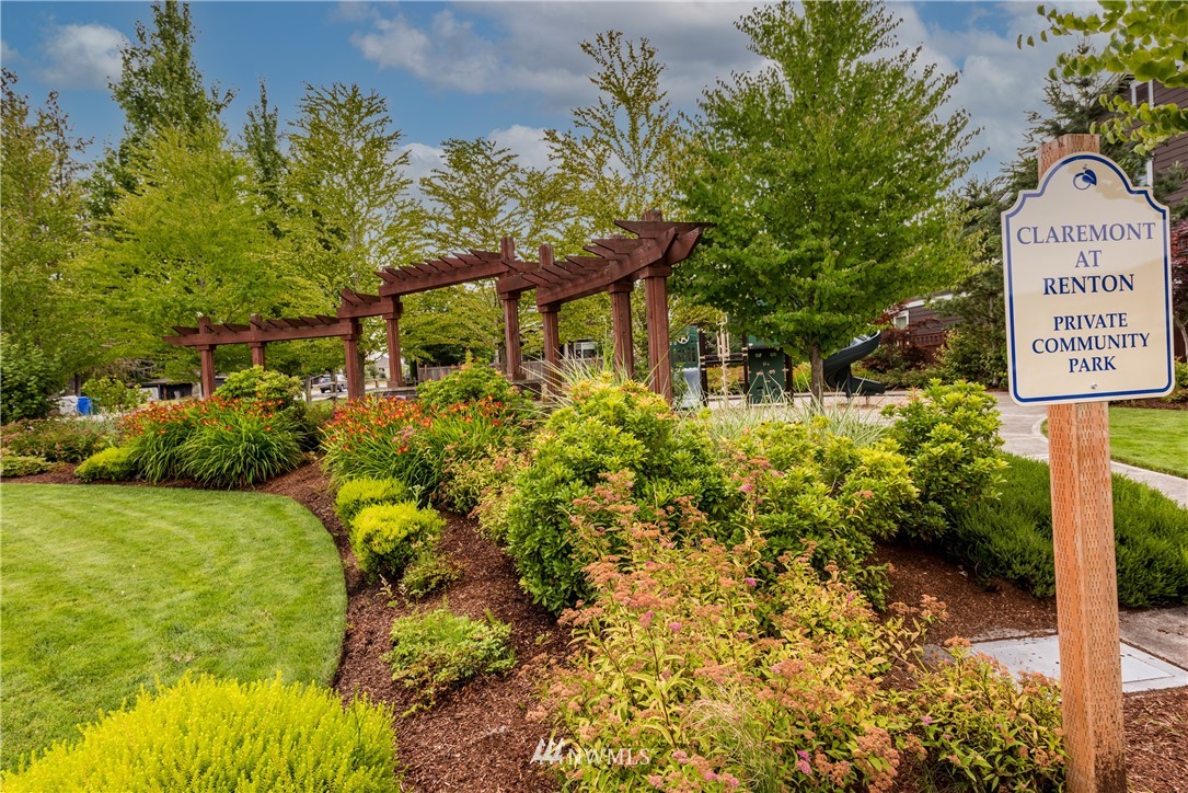 808 Mount Baker Place Northeast Renton, WA 98059 - Photo 26 of 27 Gallery Image 26