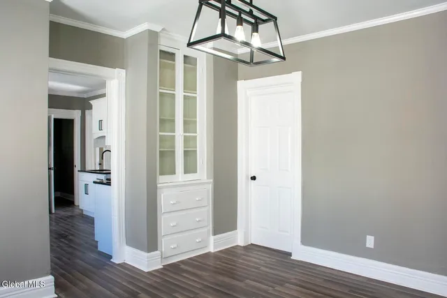 $299,900 | 2030 Euclid Avenue, Schenectady, NY 12306