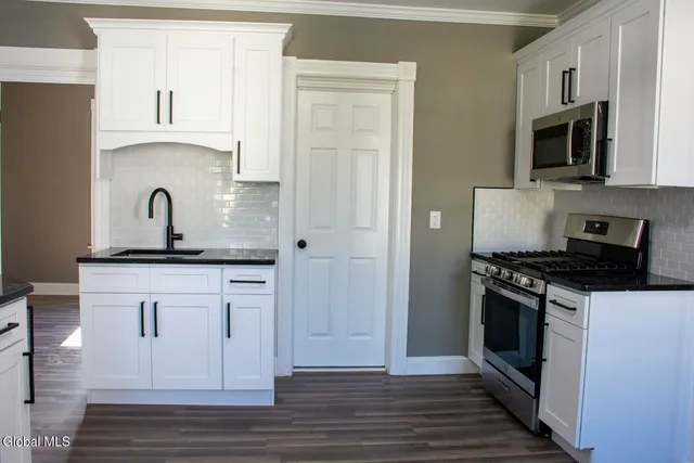 $299,900 | 2030 Euclid Avenue, Schenectady, NY 12306