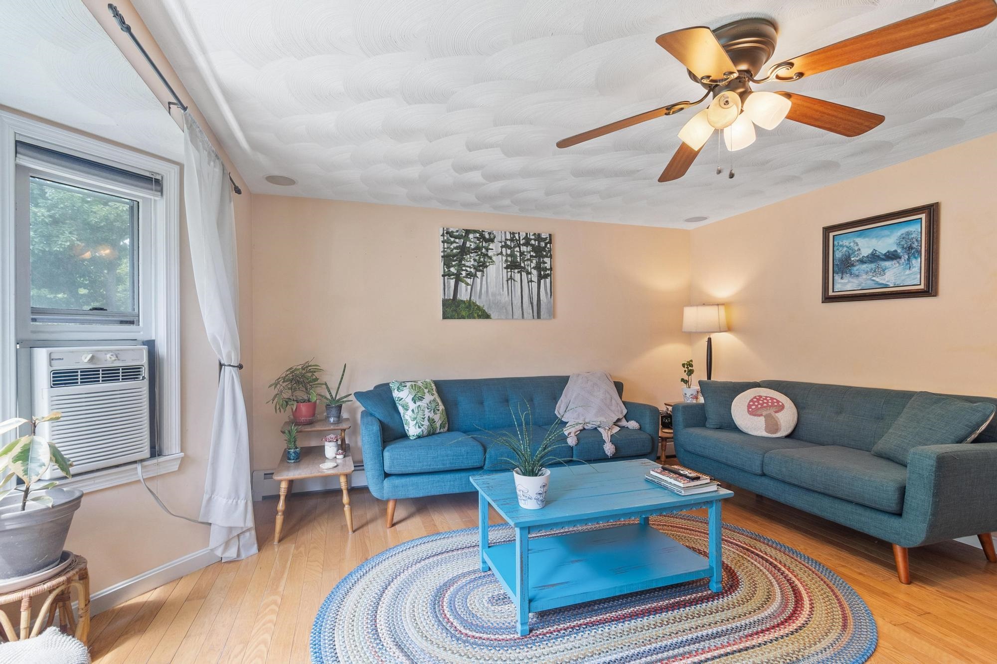 27 Reed Street, Unit B Londonderry, NH 03053 - Photo 6 of 32 Gallery Image 6