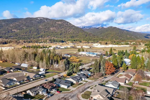 $529,000 | 2403 Shady Oak Lane, Sandpoint, ID 83864