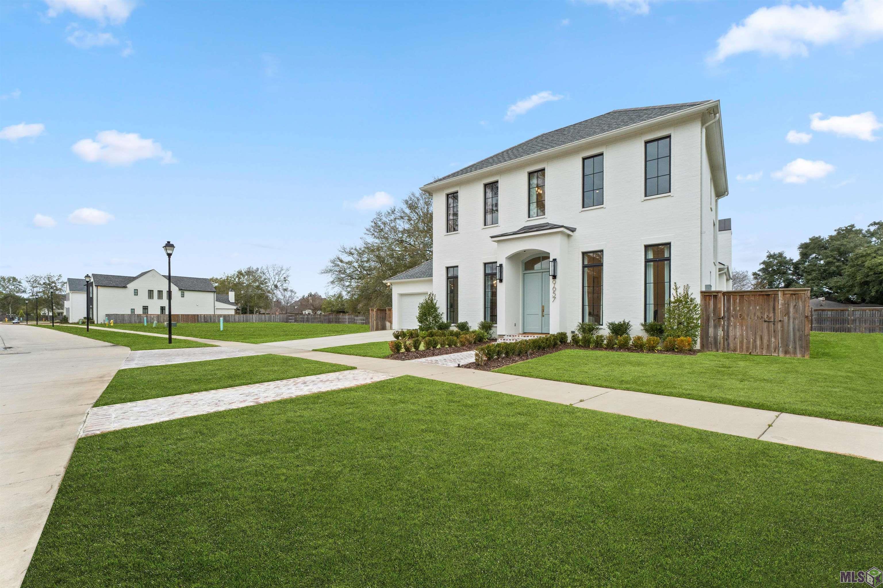 9657 Inniswold Pk Lane Baton Rouge, LA 70809 - Photo 2 of 51