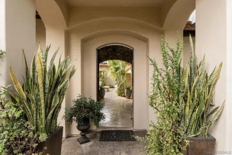 $5,495,000 | 1040 Crest Drive, Encinitas, CA 92024