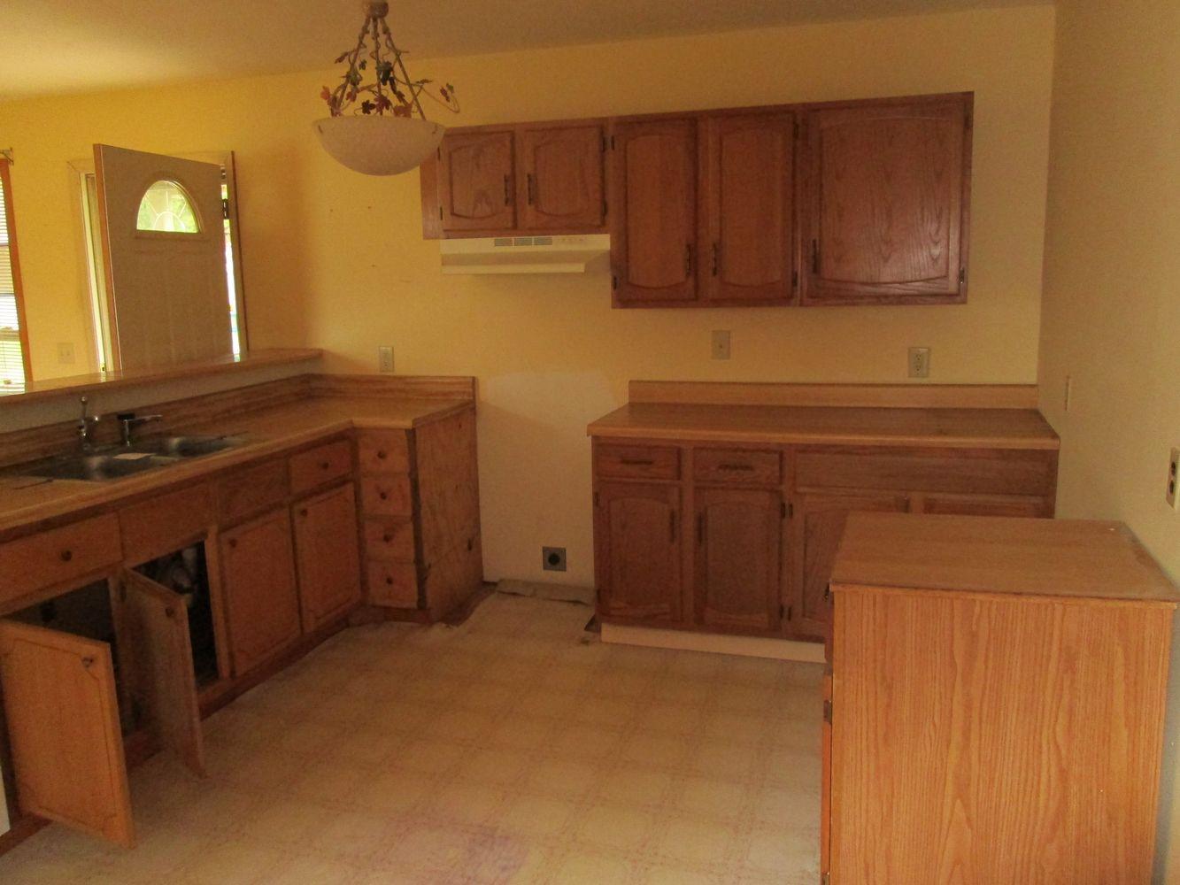 3279 Upper Concord Road Ten Mile, TN 37880 - Photo 3 of 12 tn_kitchen