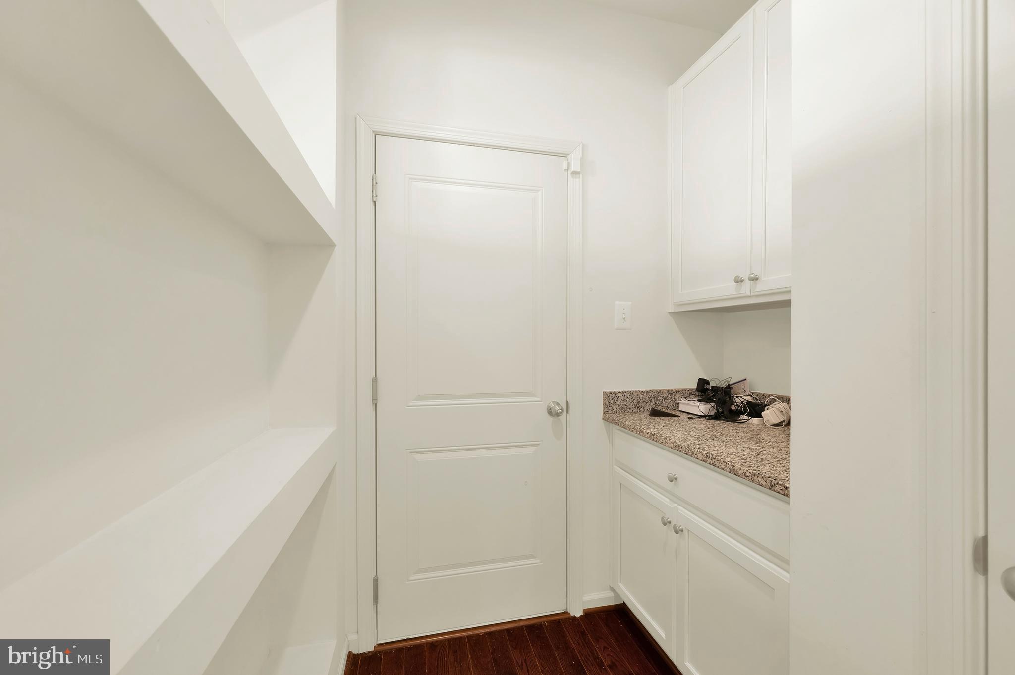 2006 Benton Way Frederick, MD 21702 - Photo 17 of 92 Pantry