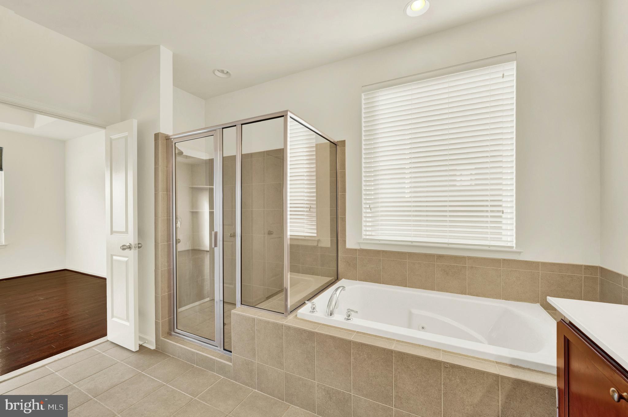 2006 Benton Way Frederick, MD 21702 - Photo 38 of 92 Jacuzzi Tub & Sep. Shower