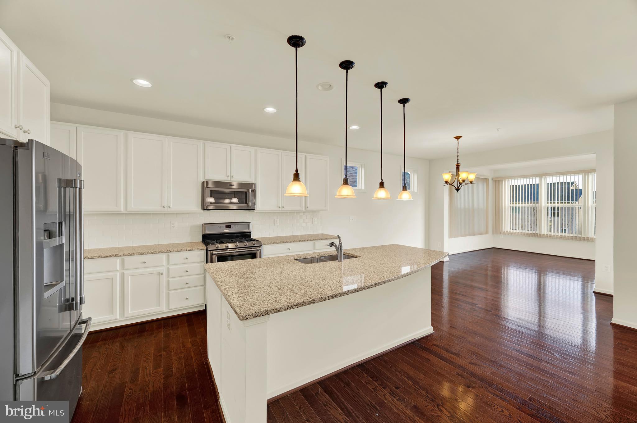 2006 Benton Way Frederick, MD 21702 - Photo 10 of 92 Kitchen Island- Eat at