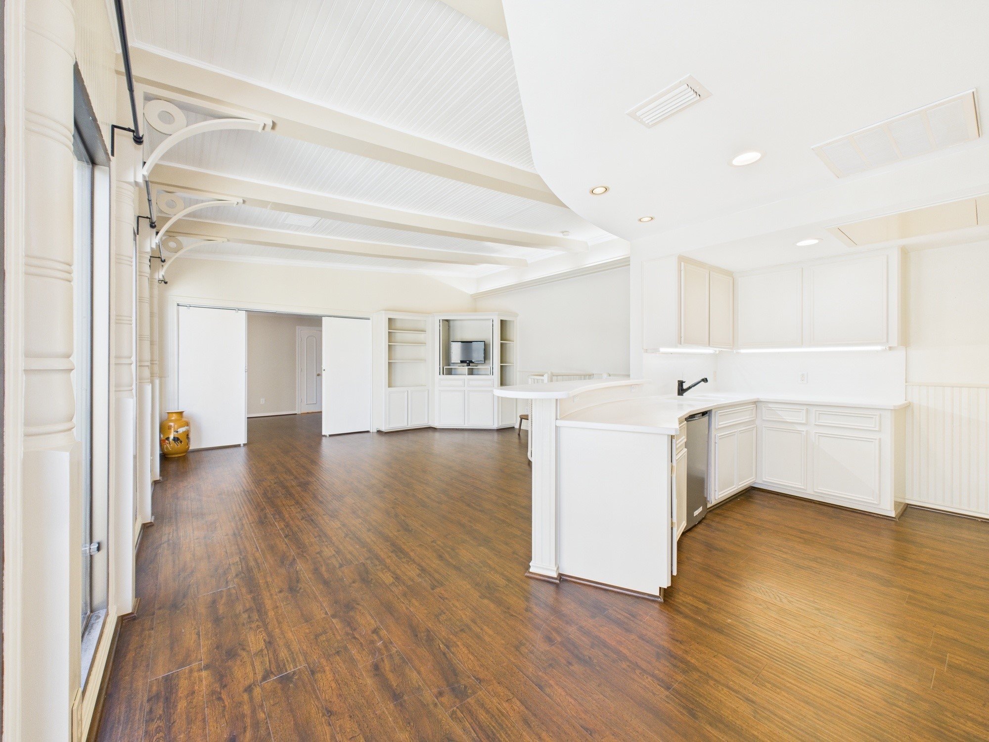 7608 Del Monte Drive Houston, TX 77063 - Photo 40 of 46