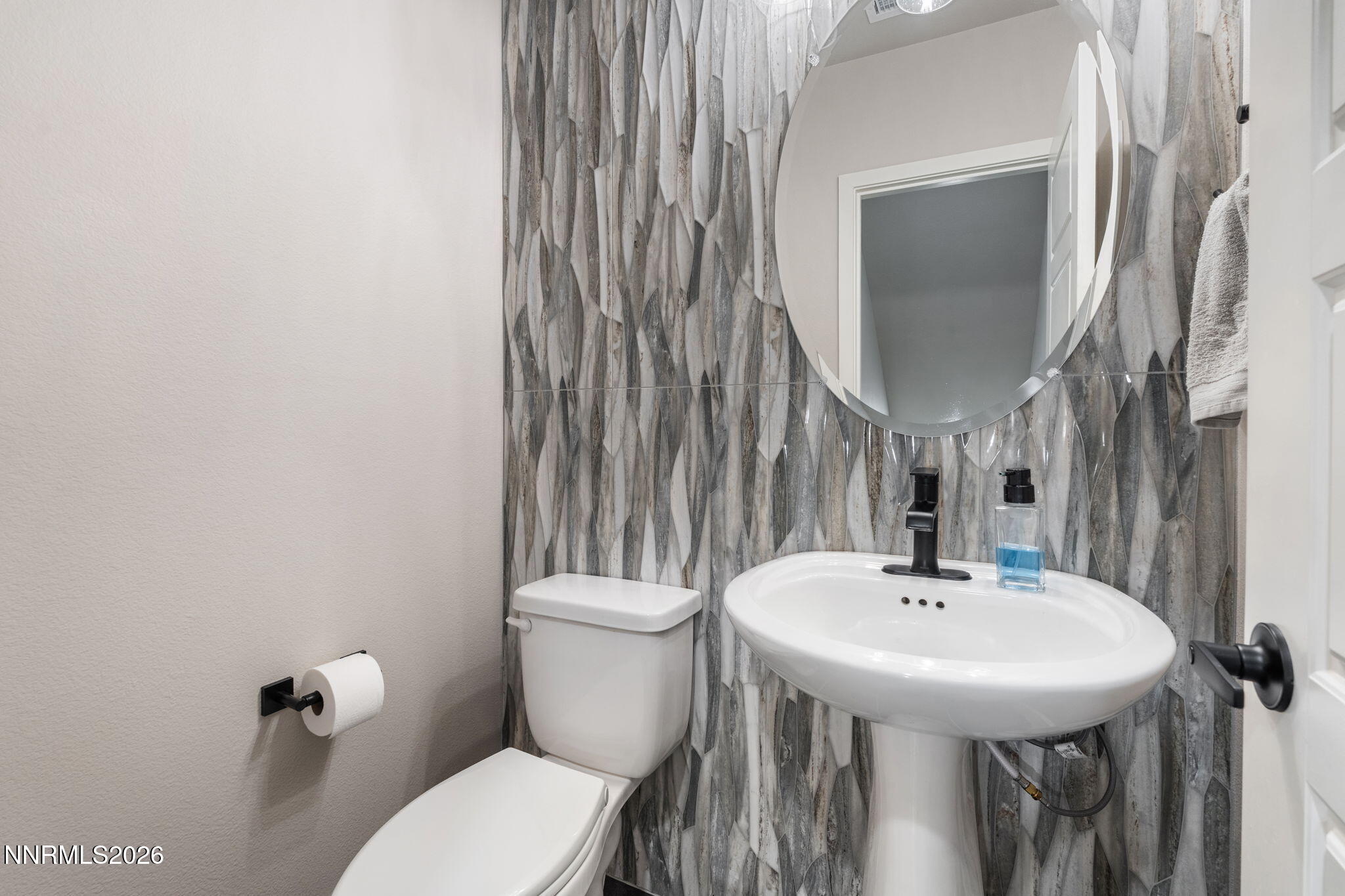 2598 Quail Rock Lane Reno, NV 89503 - Photo 18 of 41 25-web-or-mls-DSC06650