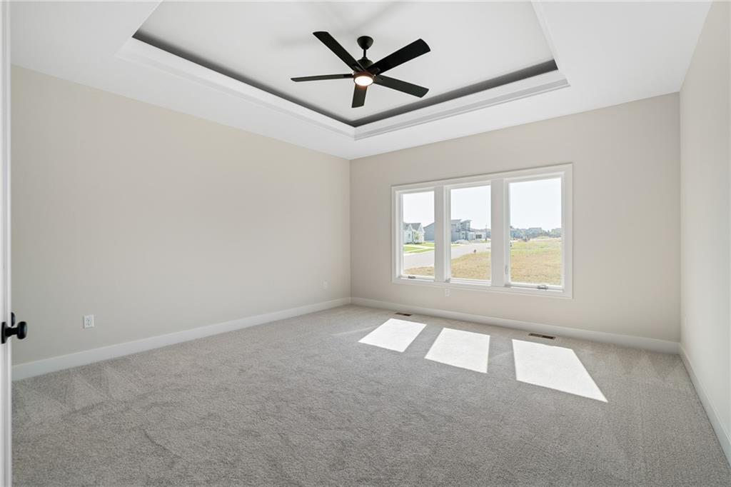 25003 West 89th Terrace Lenexa, KS 66227 - Photo 23 of 42