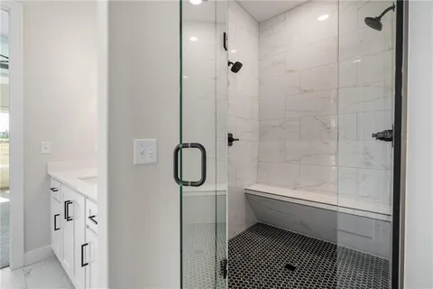 $640,000 | 25003 West 89th Terrace, Lenexa, KS 66227