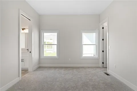 $640,000 | 25003 West 89th Terrace, Lenexa, KS 66227