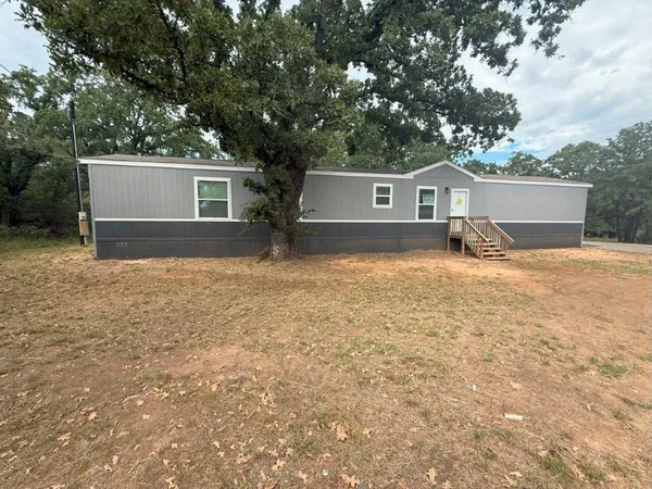 $124,900 | 137 Santa Fe Trail Drive, Nocona, TX 76255