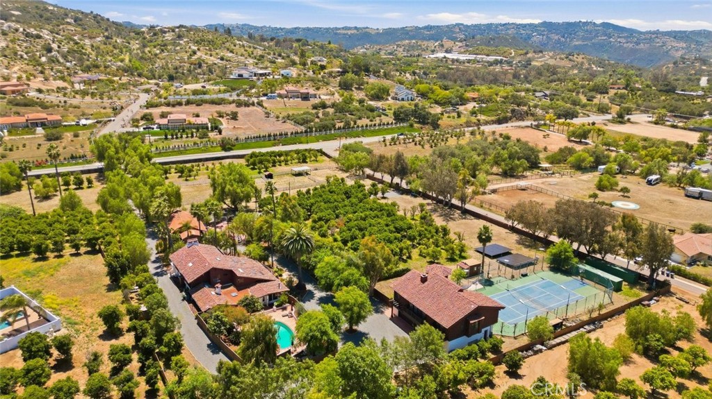 11550 Old Castle Road Valley Center, CA 92082 - Photo 7 of 60 Main House w/Guest Suite, Guest House, Barn Pavillion, Corrals, Grove, Sports Court, Solar, Well, RV Parking & More!