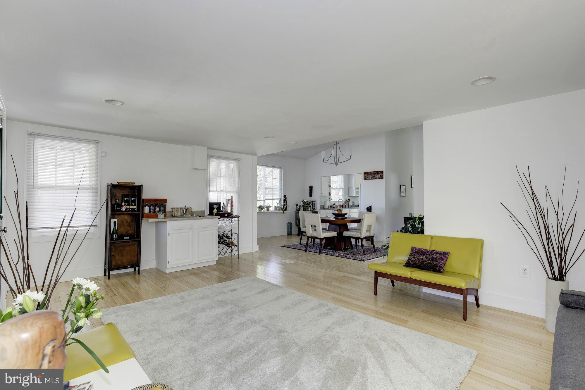 2306 Kansas Avenue Silver Spring, MD 20910 - Photo 11 of 30 Living Room
