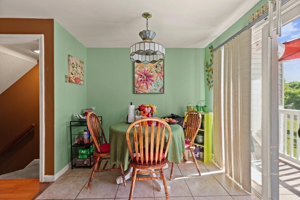 98 Victoria Heights Road, Unit 98 Boston, MA 02136 - Photo 6 of 36 Gallery Image 6