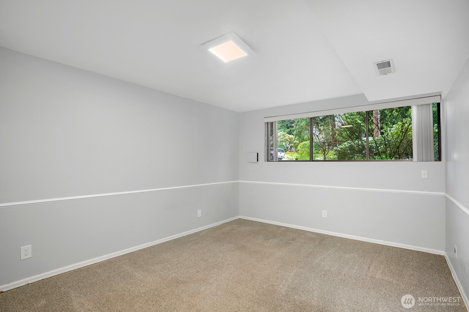 7426 139th Place Northeast Redmond, WA 98052 - Photo 15 of 23