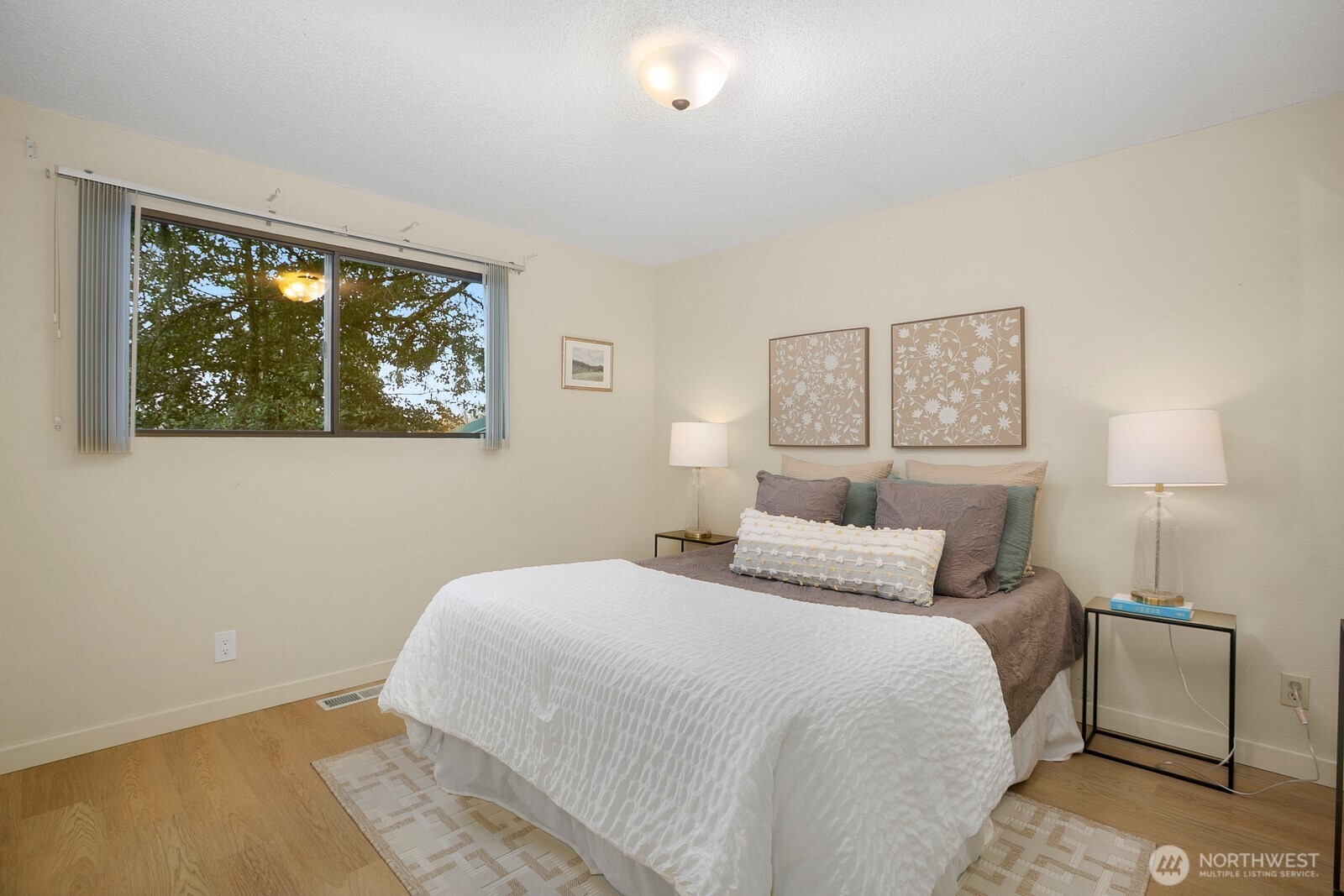 7426 139th Place Northeast Redmond, WA 98052 - Photo 8 of 23