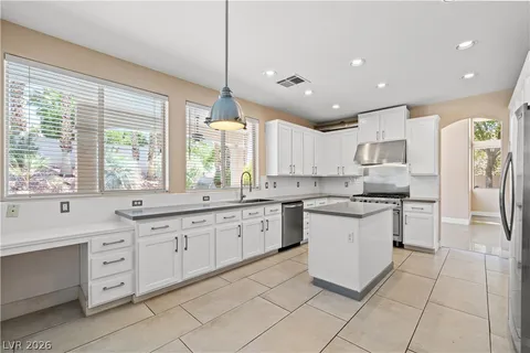 $4,200 | 10228 Alessandro Avenue, Las Vegas, NV 89134