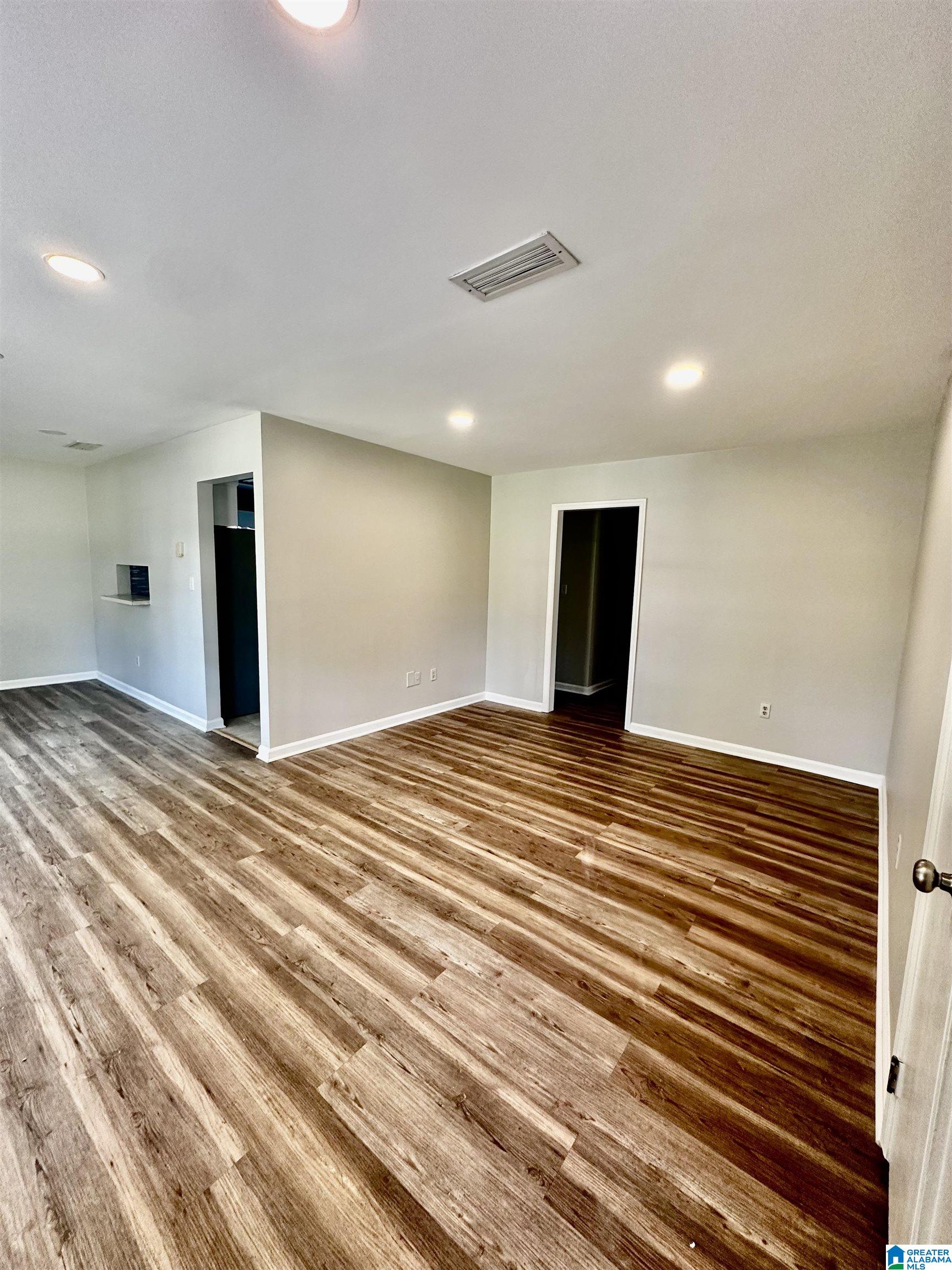761 Crowne Road Birmingham, AL 35224 - Photo 6 of 28