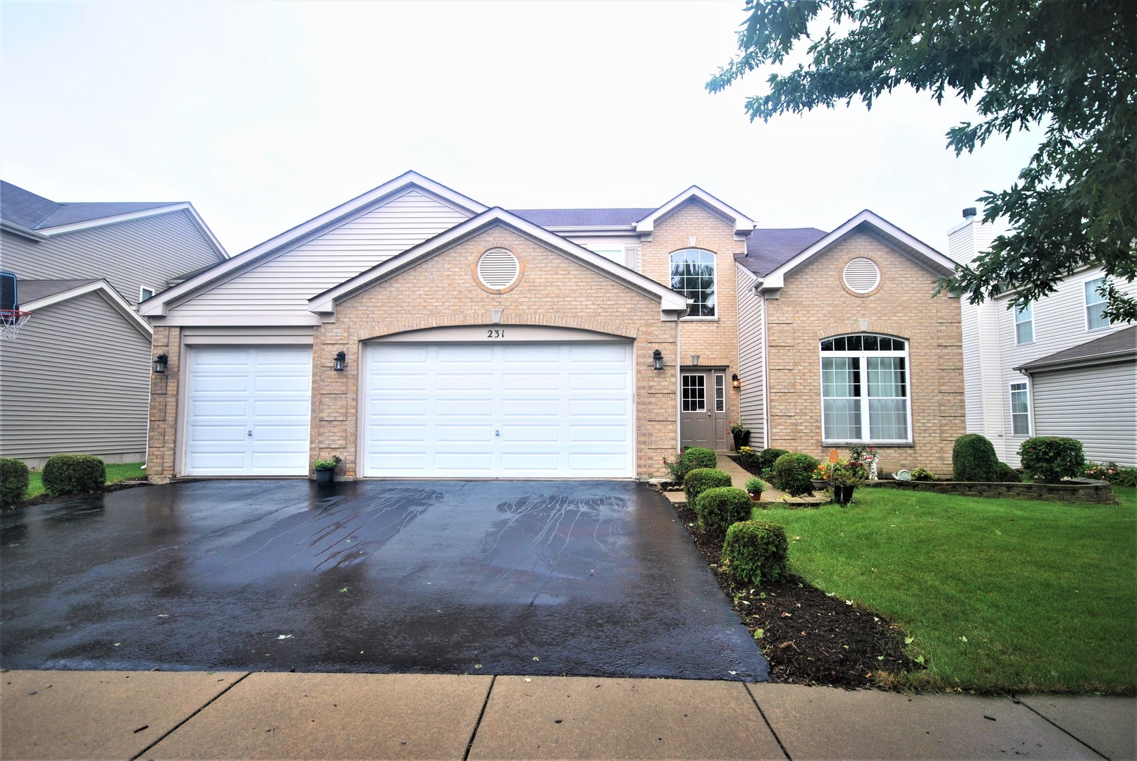 231 Stonegate Road Bolingbrook, IL 60440 - Photo 1 of 29