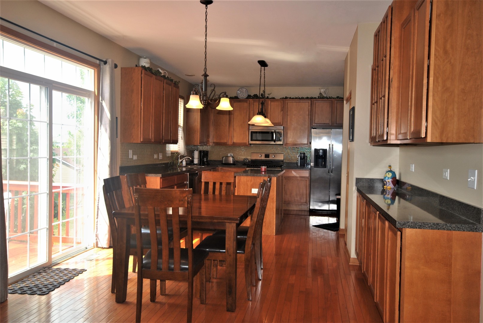 231 Stonegate Road Bolingbrook, IL 60440 - Photo 6 of 29