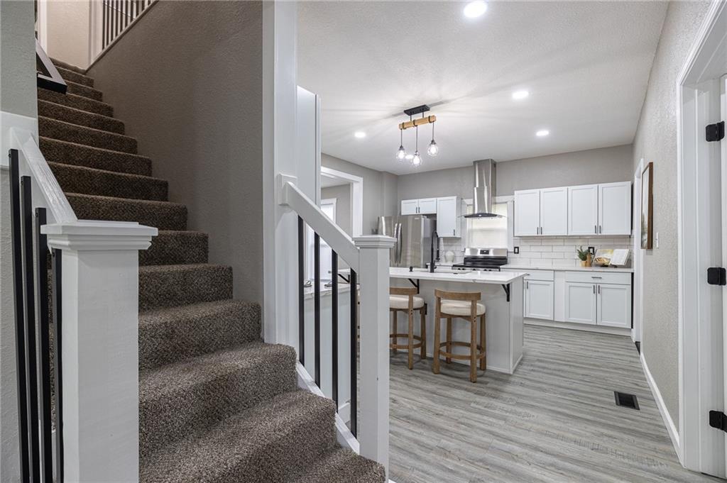 21195 South Woodland Road Spring Hill, KS 66083 - Photo 22 of 41