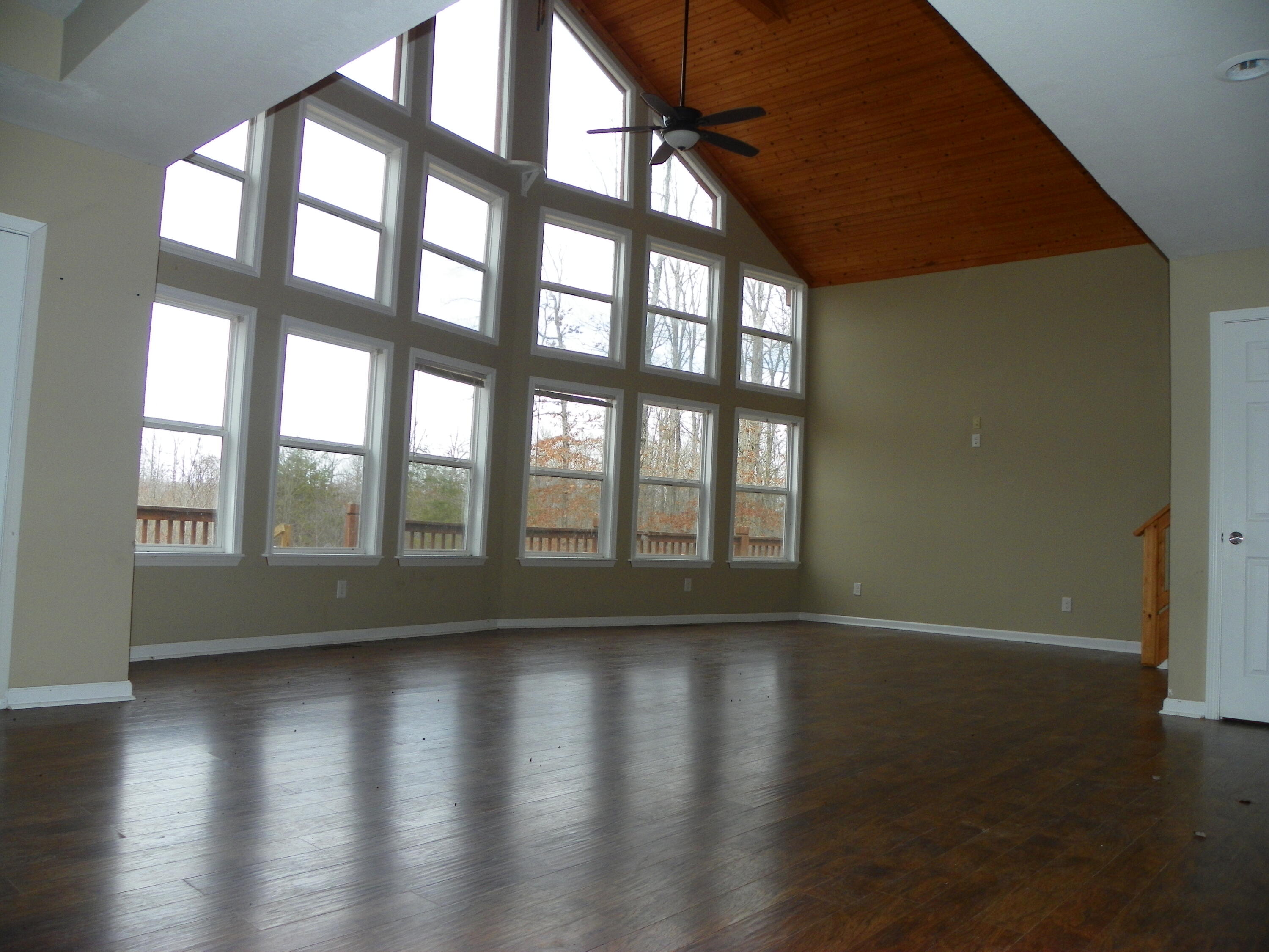 517 Casteel Road Sparta, TN 38583 - Photo 3 of 14 011
